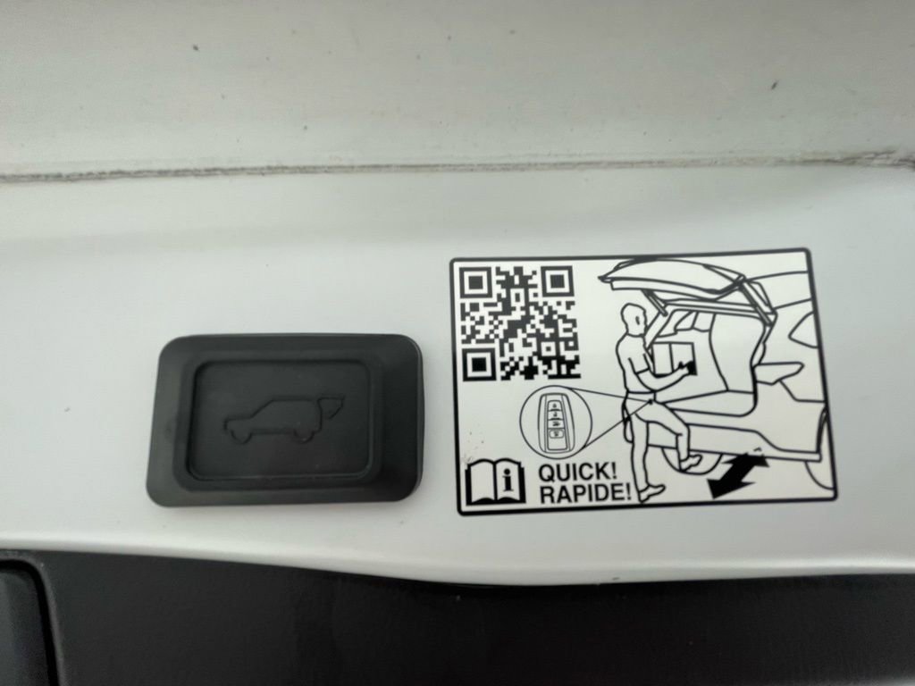 Used 2023 Toyota RAV4 XSE image 8