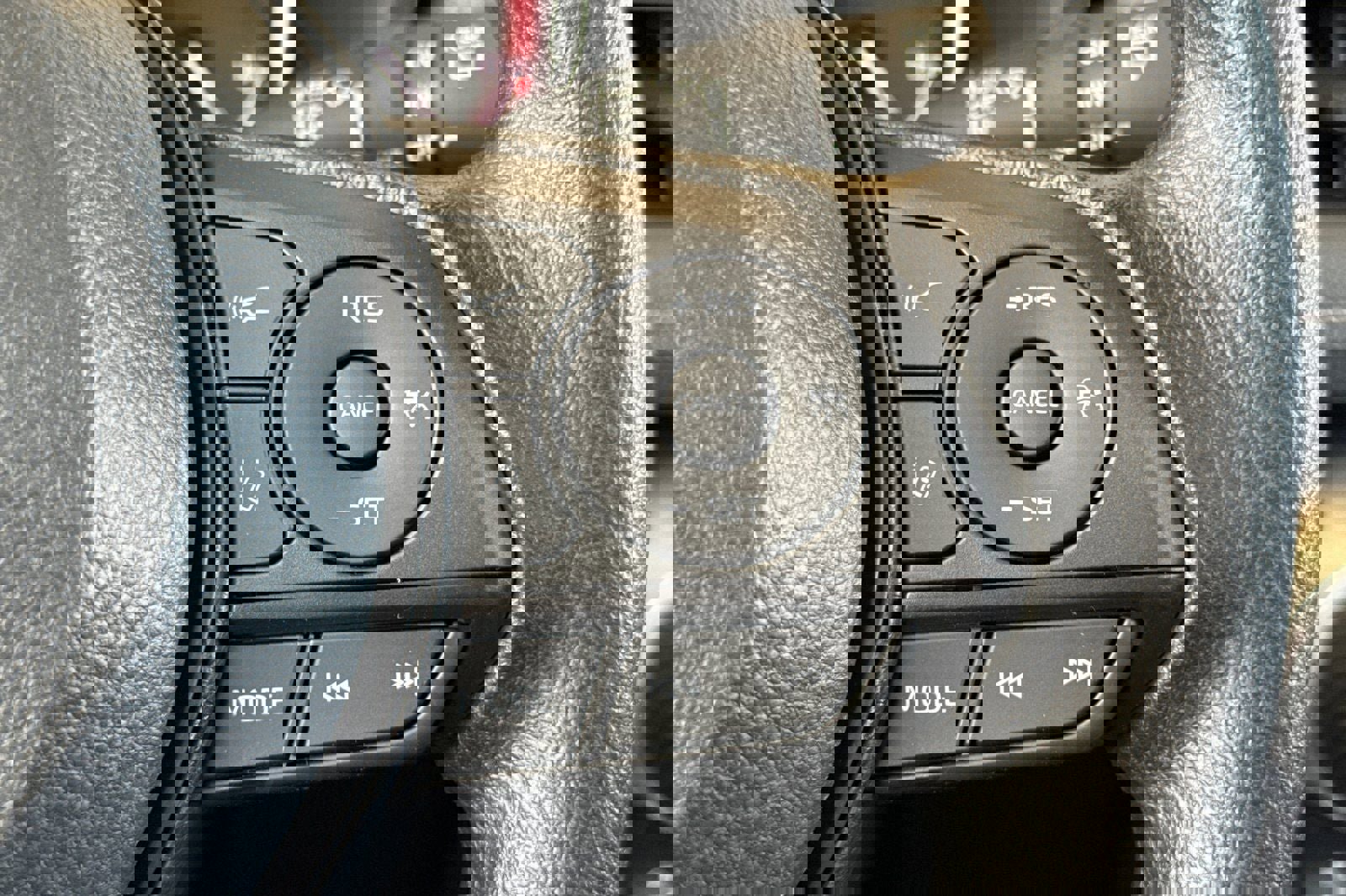 New 2025 Toyota RAV4 XLE image 28