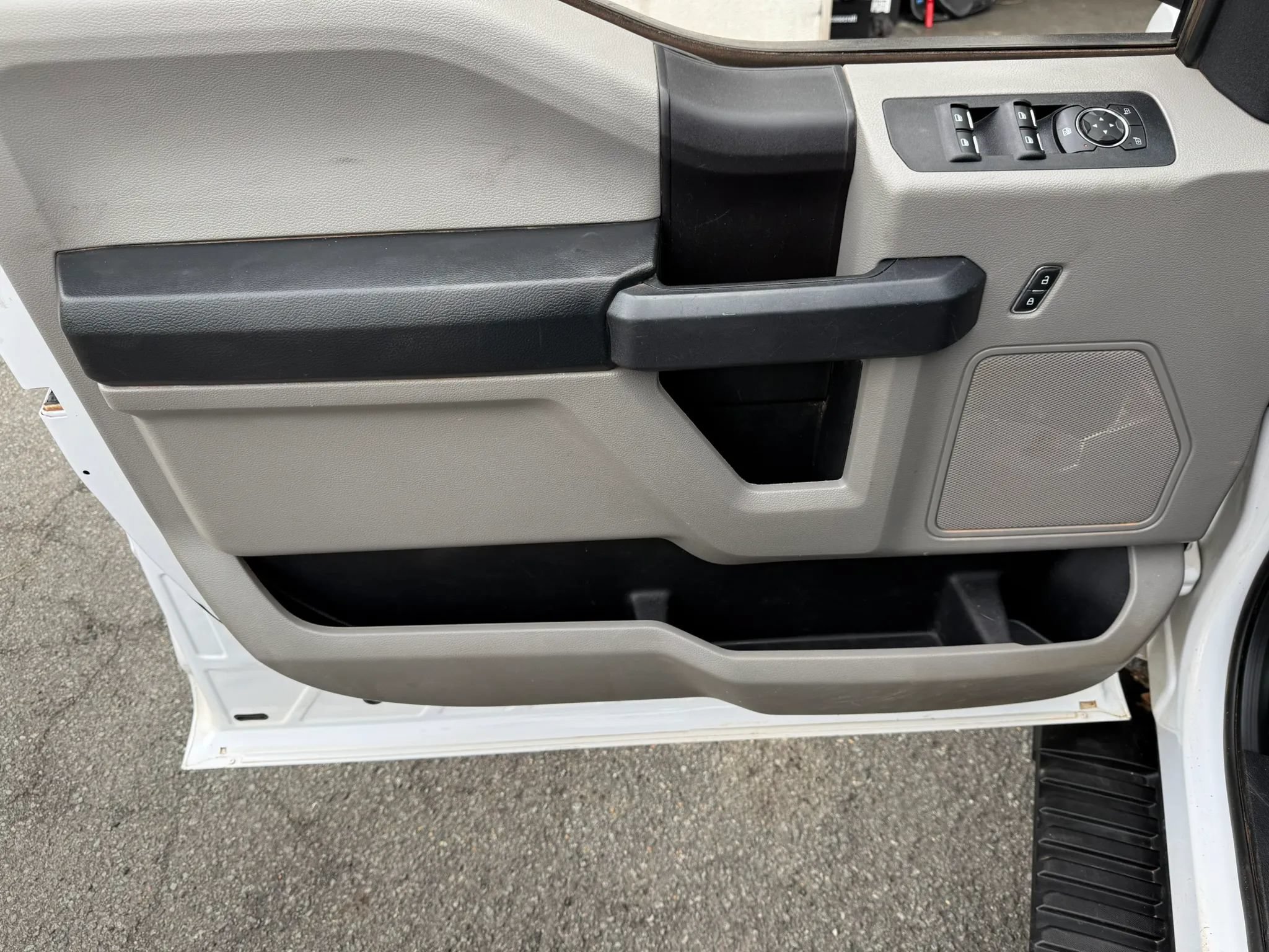 Used 2018 Ford F150 XL w/ Equipment Group 101A Mid AWD/4WD image 21