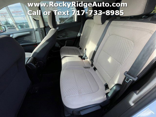 Used 2021 Ford Escape SE image 15