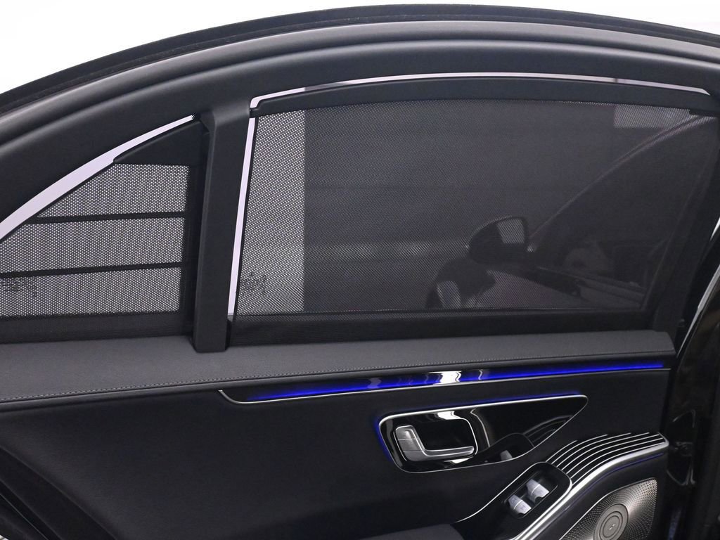 Used 2023 Mercedes-Benz S 500 4MATIC w/ AMG Line image 15