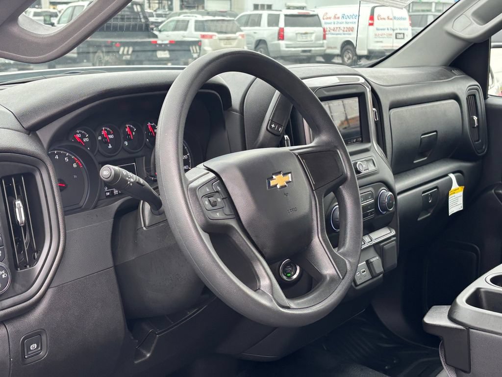 Used 2025 Chevrolet Silverado 1500 W/T w/ LPO, Dark Essentials Package AWD/4WD image 10