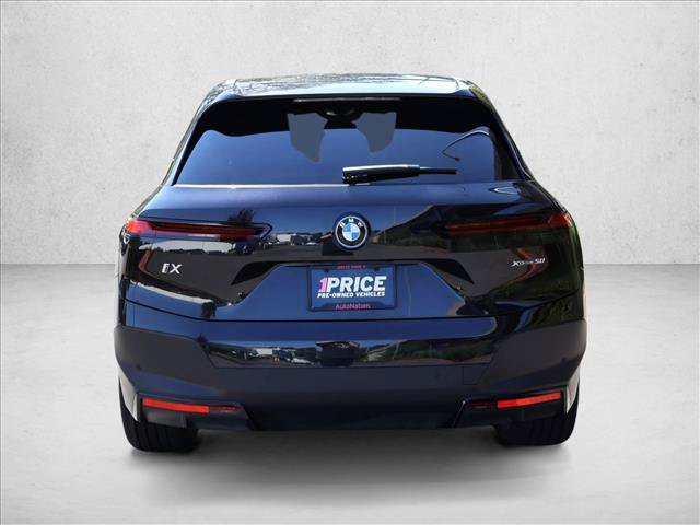 Used 2024 BMW iX xDrive50 w/ Premium Package AWD/4WD image 9