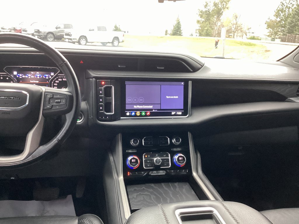 Used 2021 GMC Yukon Denali image 13