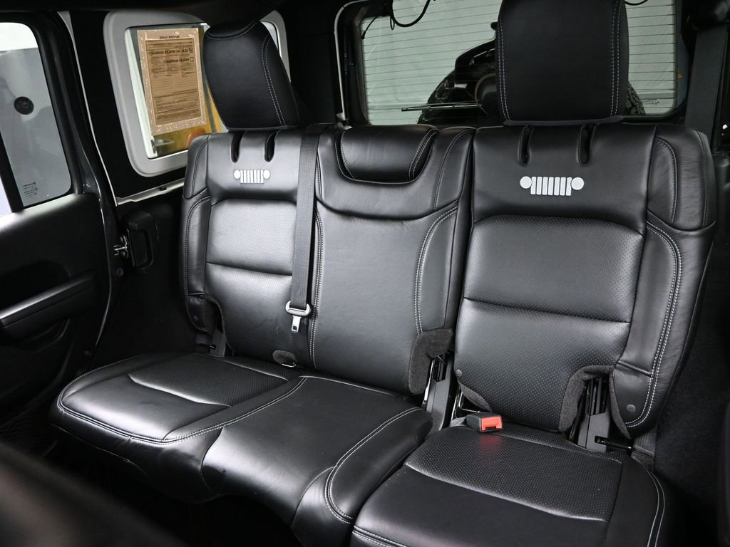 Used 2020 Jeep Wrangler Unlimited Rubicon w/ Steel Bumper Group image 25