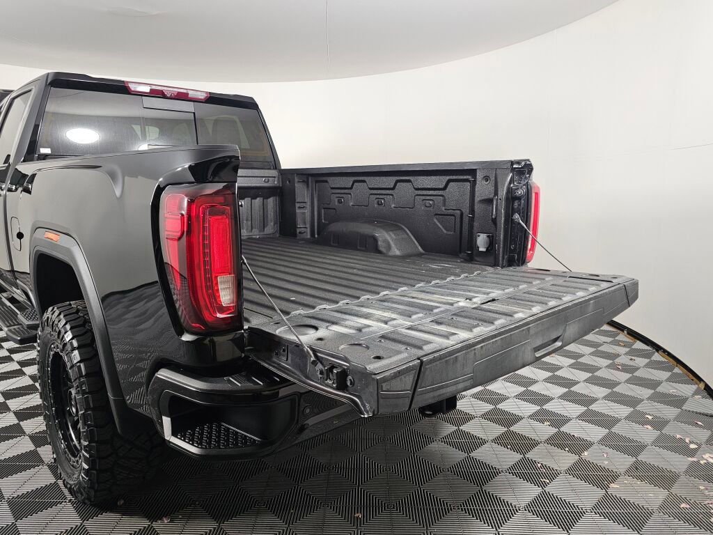 Used 2022 GMC Sierra 3500 Denali w/ Denali Ultimate Package AWD/4WD image 15
