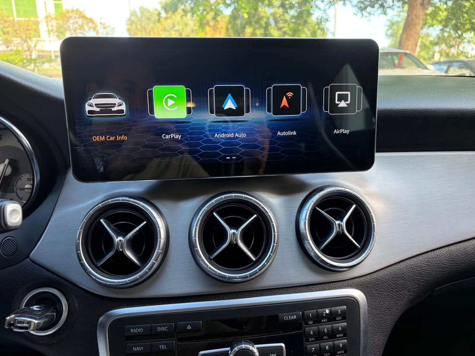 Used 2014 Mercedes-Benz CLA 250 w/ Sport Package image 33