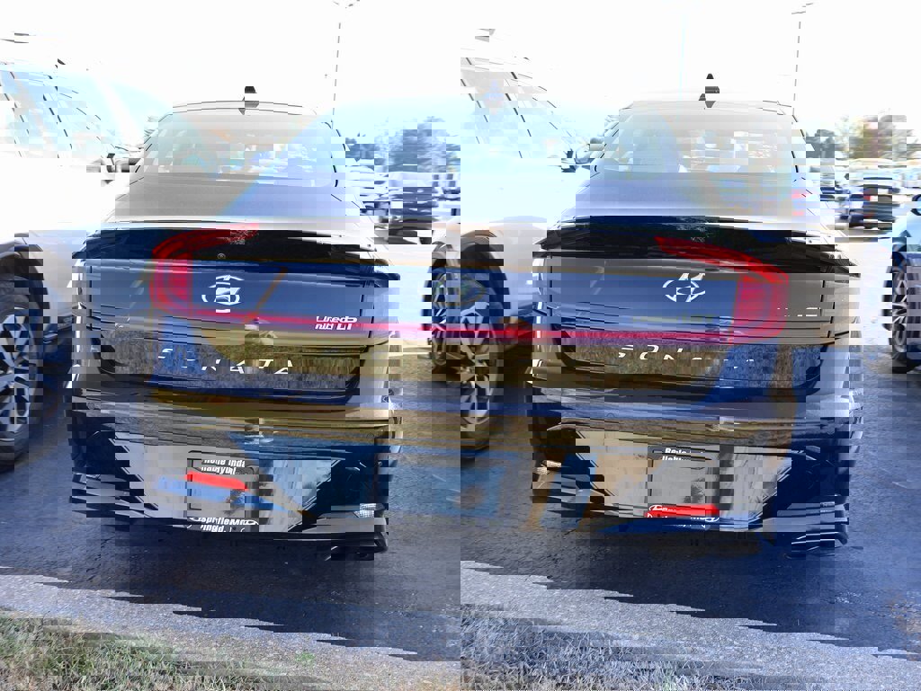 Used 2021 Hyundai Sonata Limited image 17