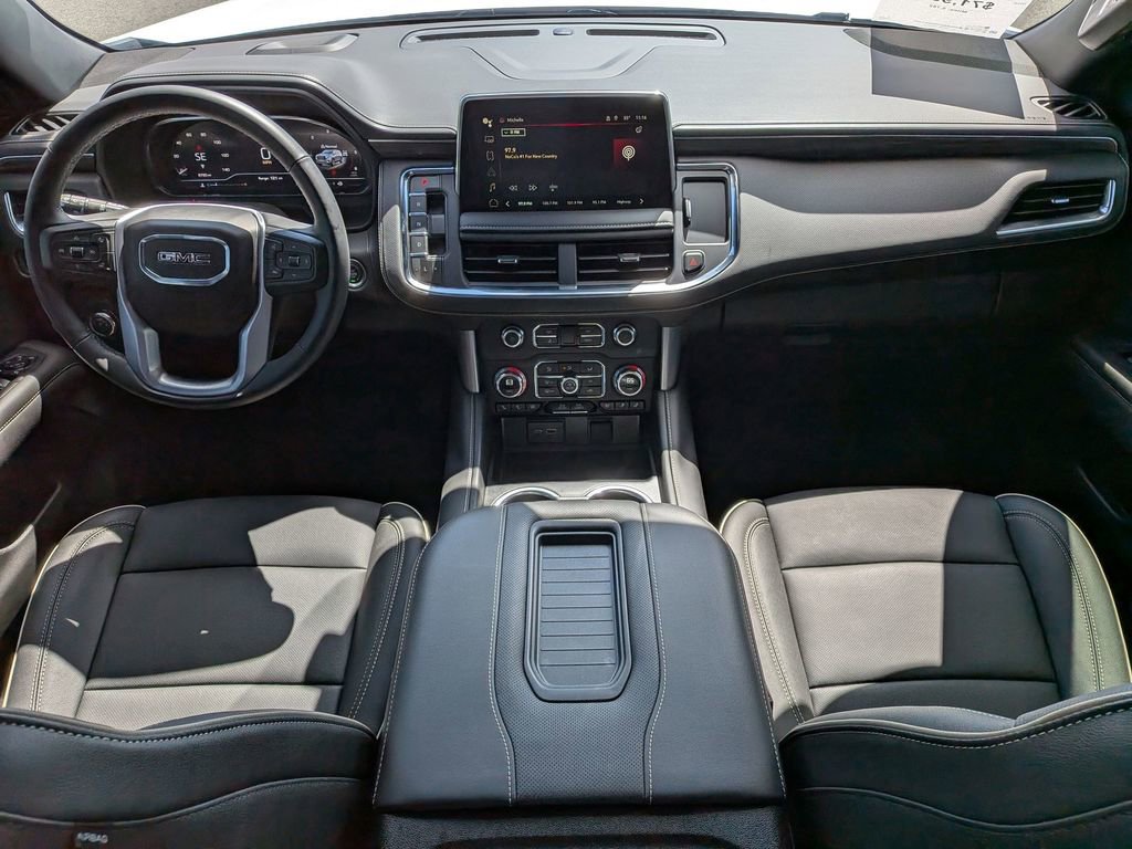 Used 2024 GMC Yukon XL SLT w/ SLT Premium Package AWD/4WD image 18