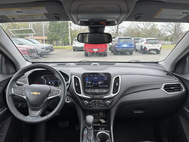 Used 2023 Chevrolet Equinox Premier image 22