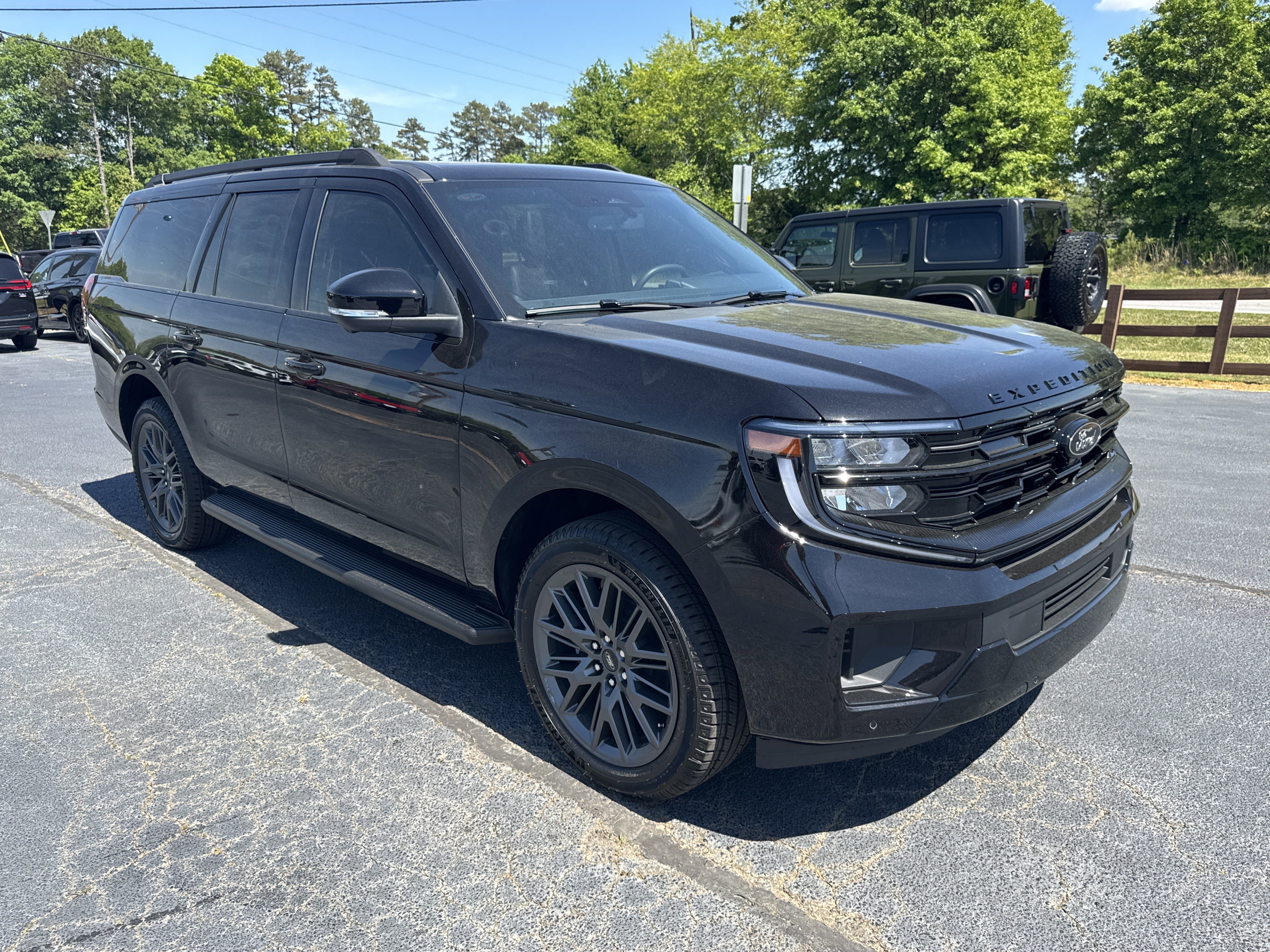 New 2026 Ford Expedition Max Platinum AWD/4WD image 4