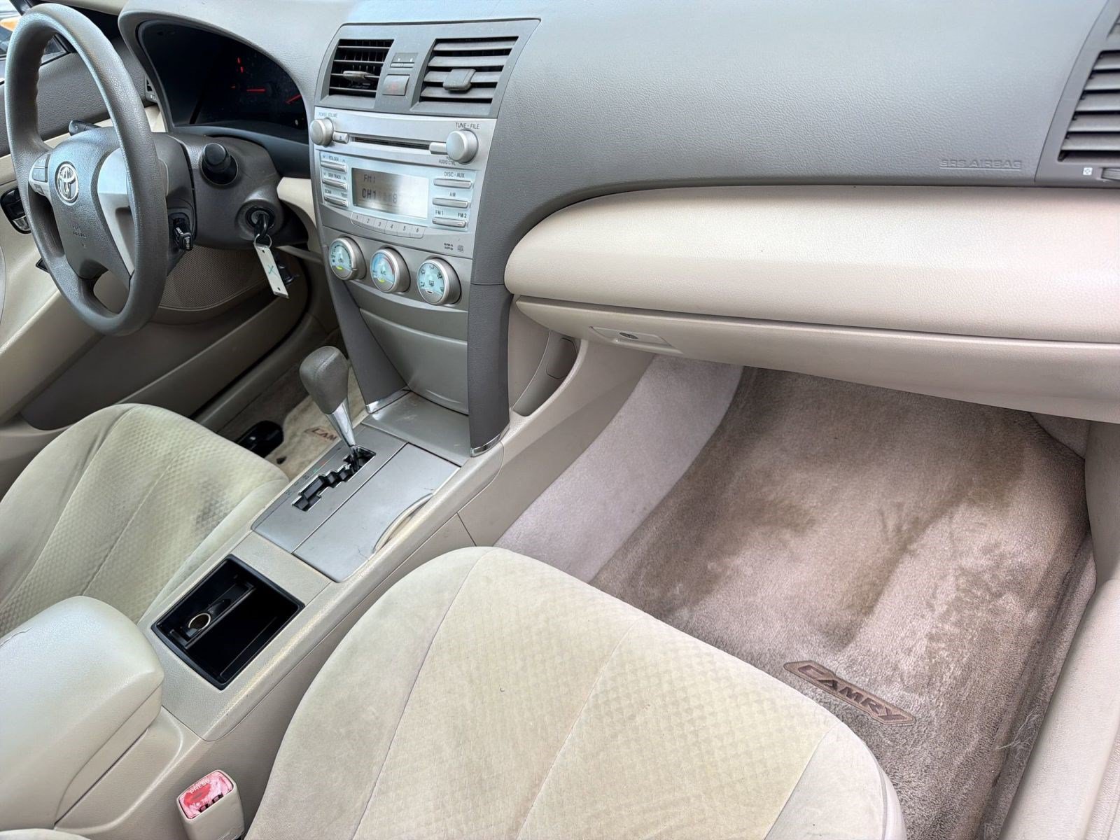 Used 2008 Toyota Camry LE FWD image 30