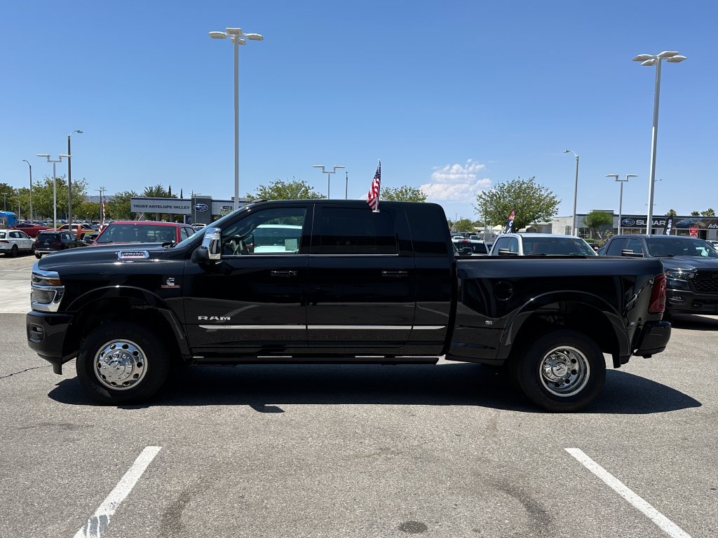 New 2026 RAM 3500 Limited AWD/4WD image 3