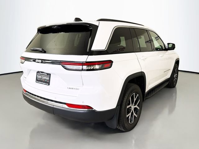 Used 2025 Jeep Grand Cherokee Limited w/ Luxury Tech Group II image 7