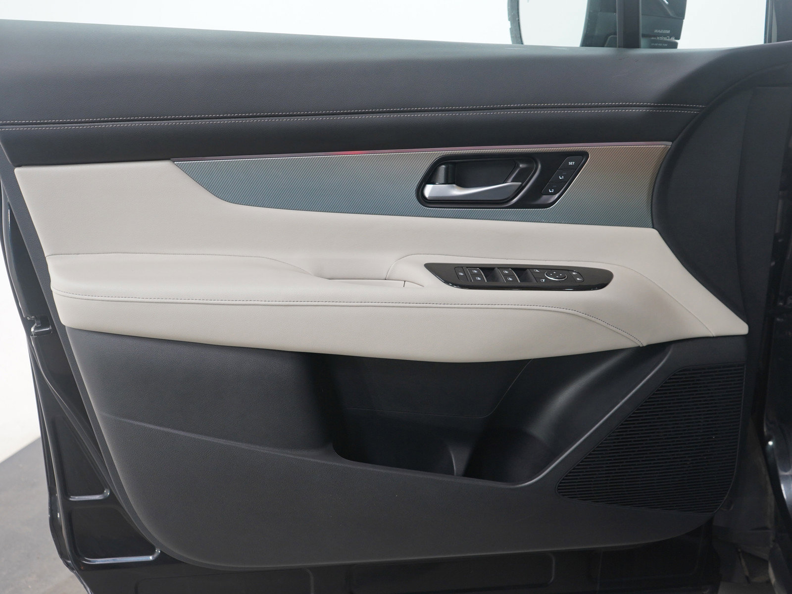 Used 2025 Nissan Murano SL image 21