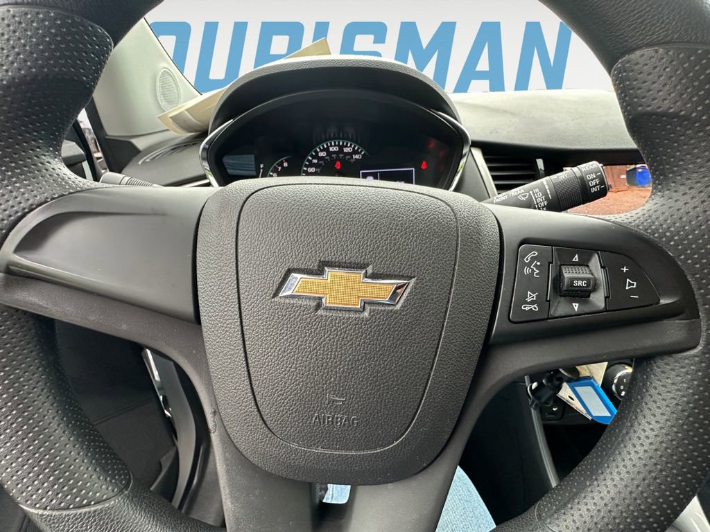 Used 2020 Chevrolet Trax LS FWD image 20