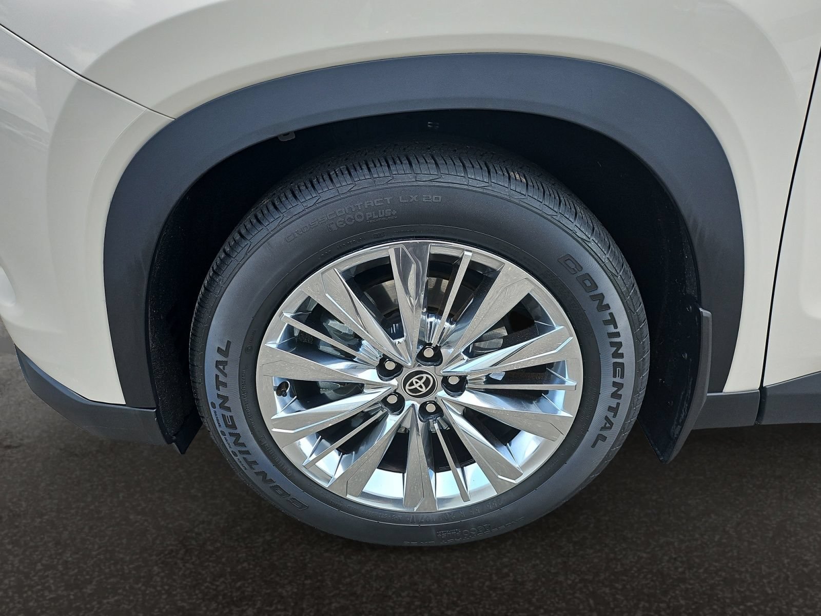Used 2024 Toyota Grand Highlander AWD image 38