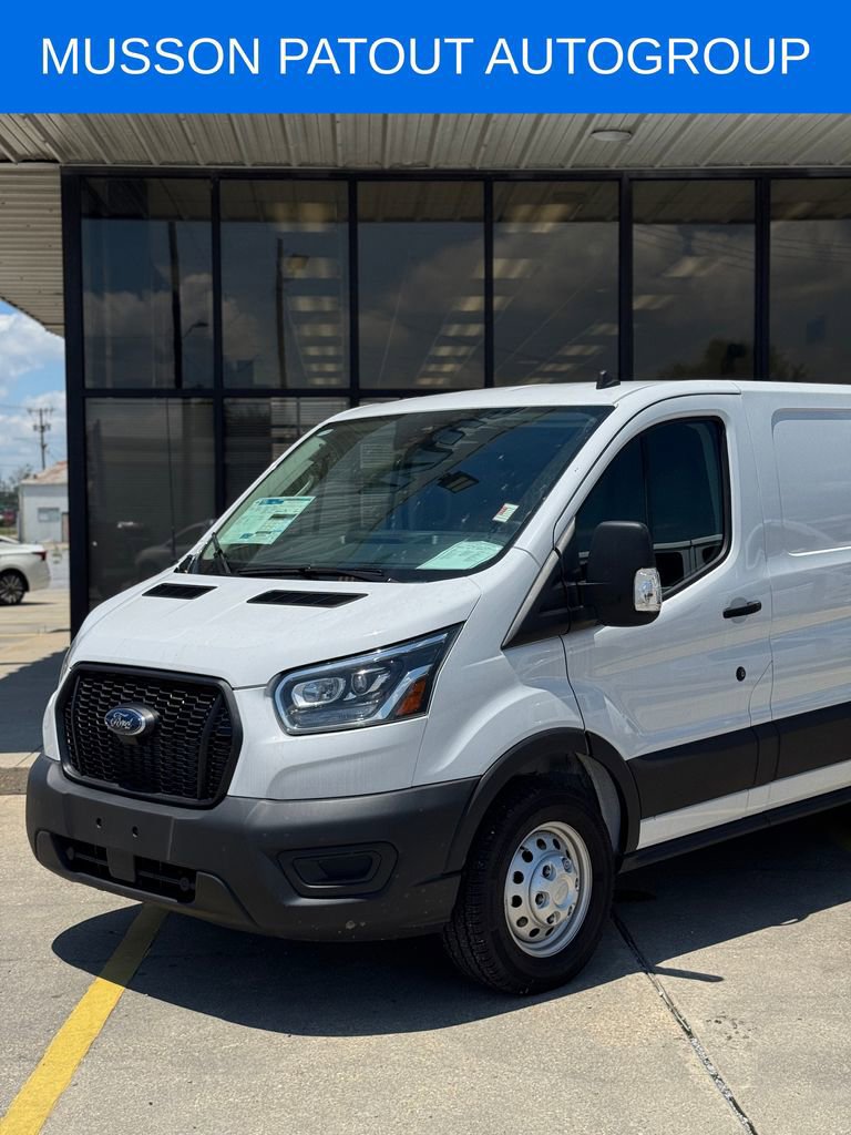 Used 2025 Ford Transit 150 Low Roof AWD image 2