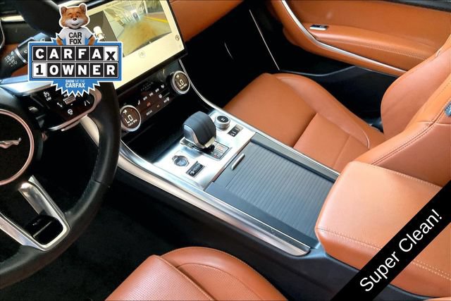 Used 2024 Jaguar XF R-Dynamic SE RWD image 17