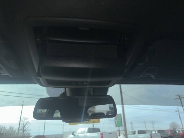 Used 2021 Dodge Challenger SXT w/ Plus Package image 28