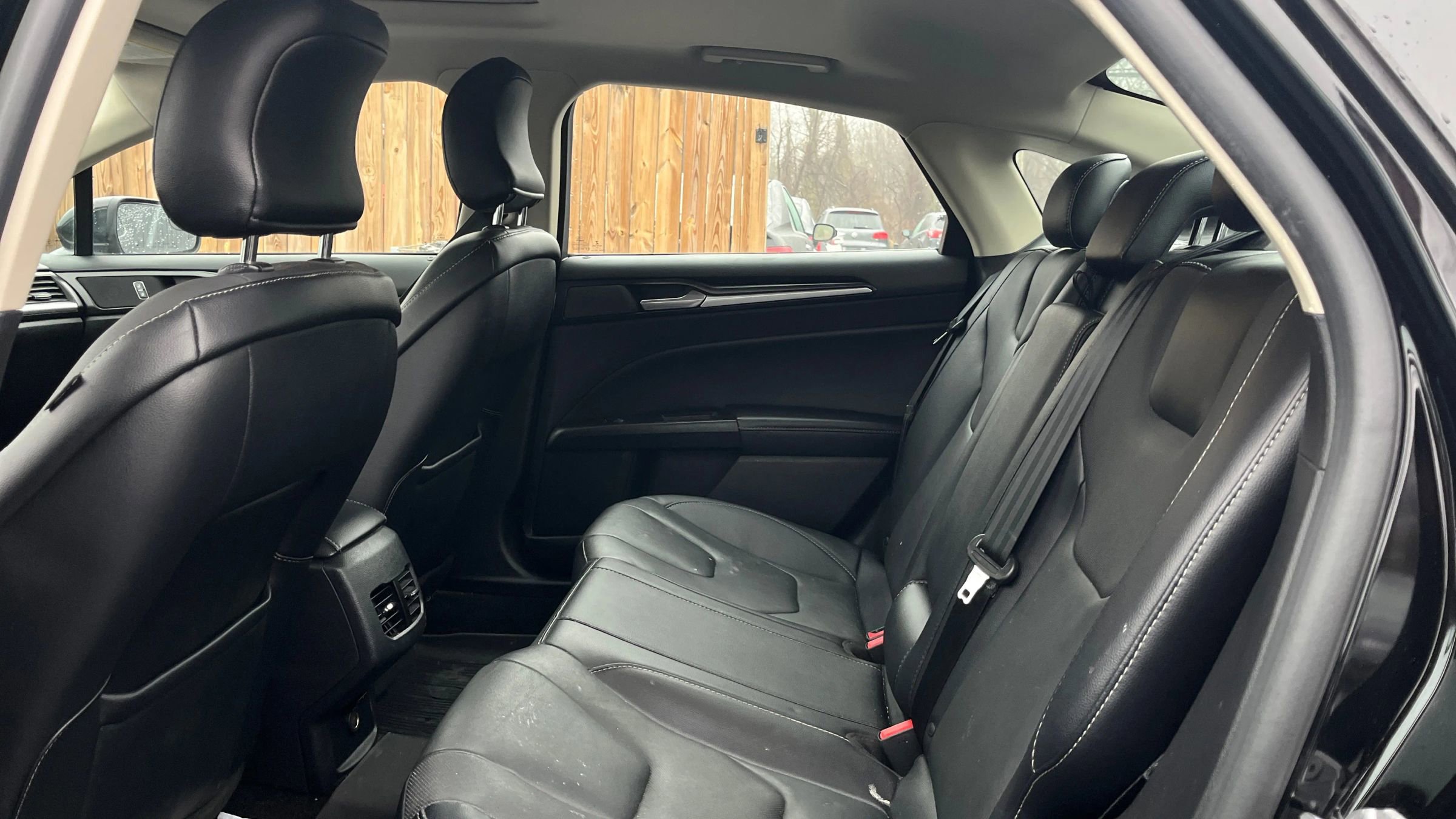 Used 2018 Ford Fusion Titanium image 10