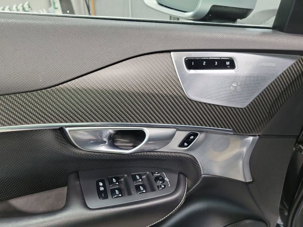 Used 2018 Volvo XC90 T6 R-Design w/ Convenience Package image 26