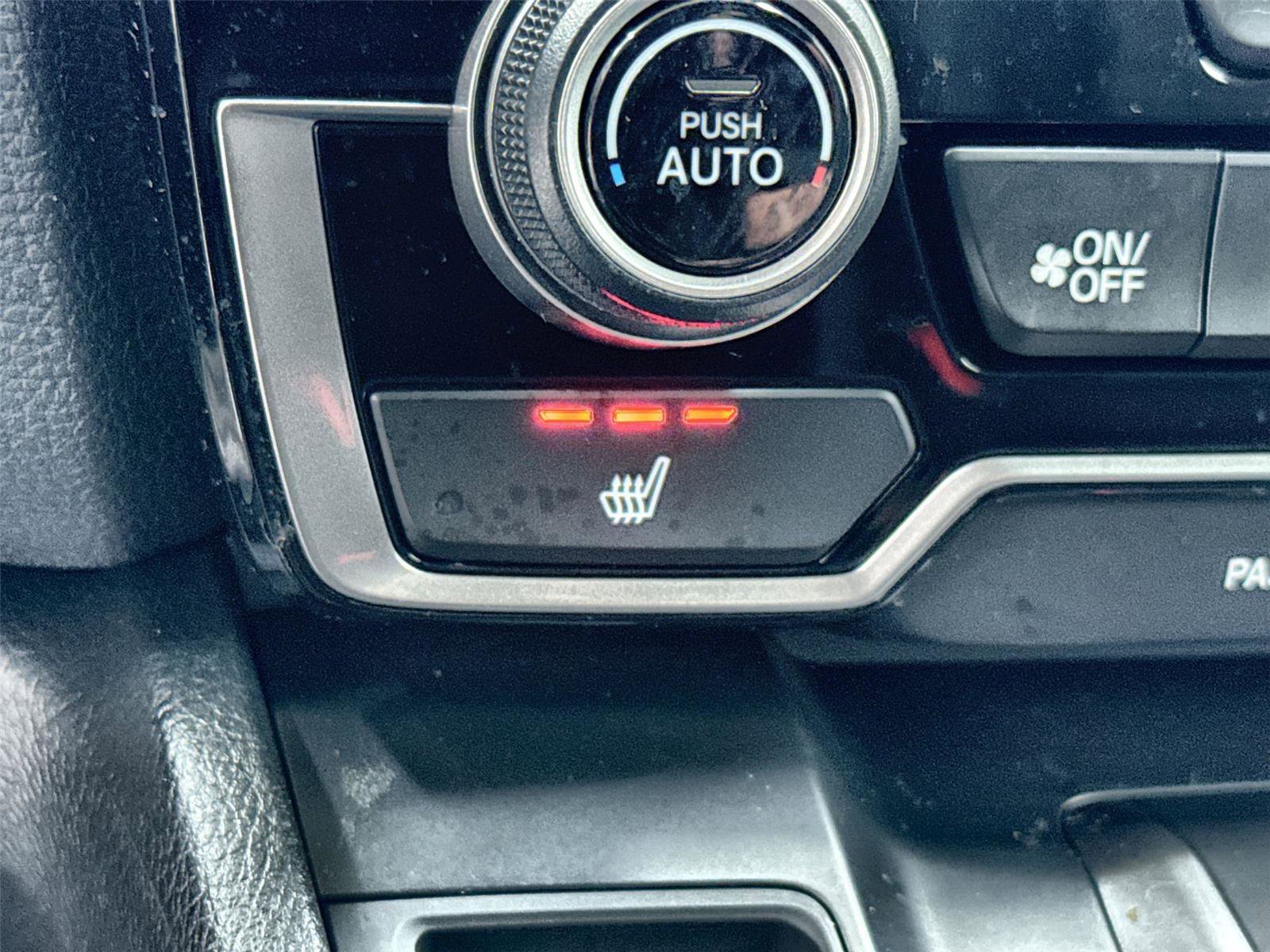 Used 2022 Honda CR-V Touring image 14