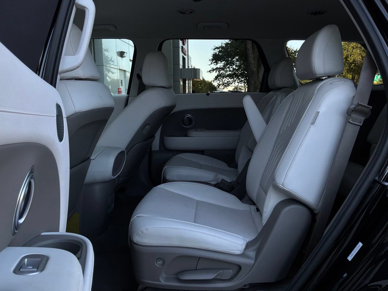 Used 2026 Hyundai Palisade SEL FWD image 12