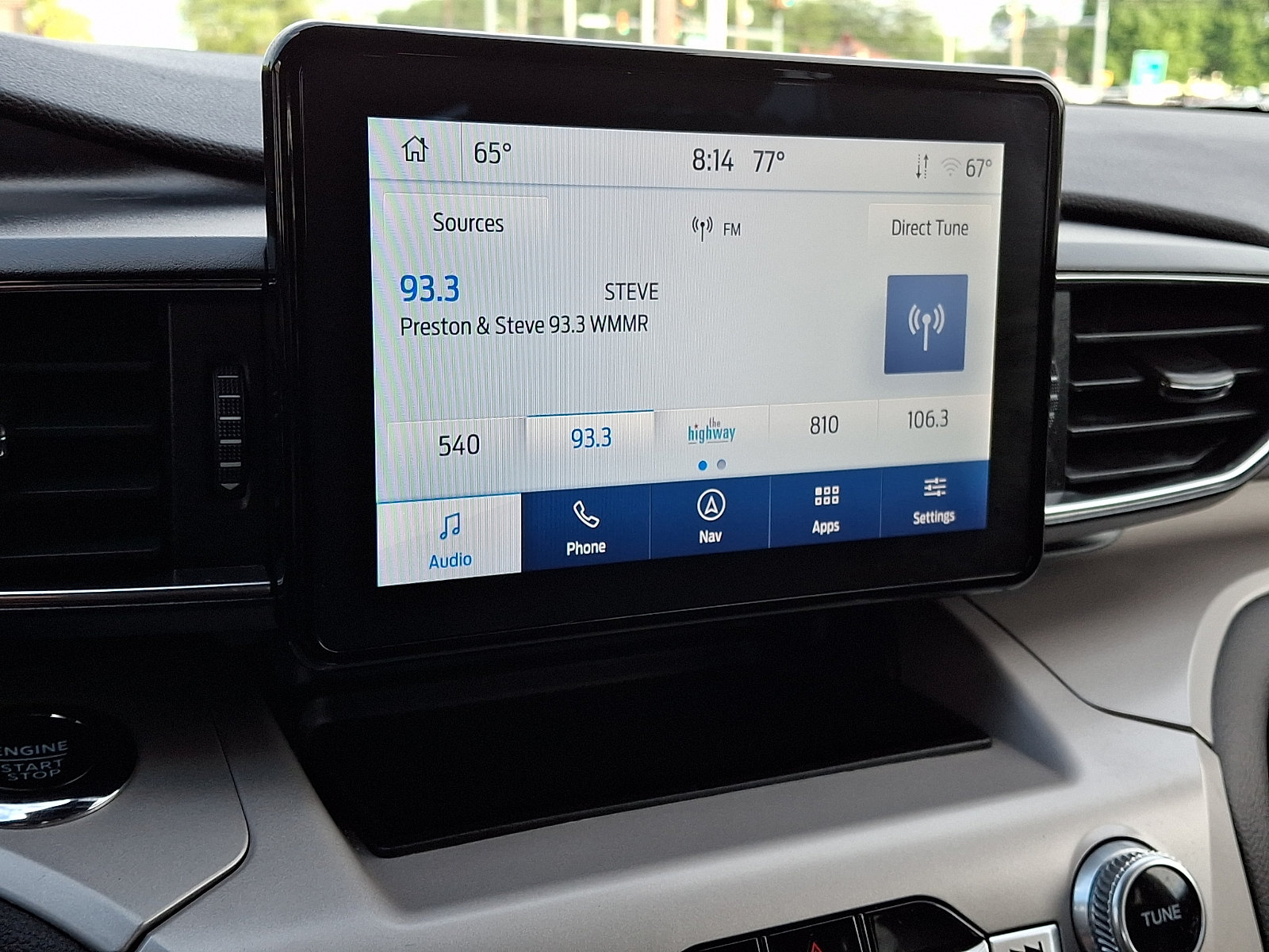 Certified 2023 Ford Explorer XLT w/ Equipment Group 202A AWD/4WD image 19