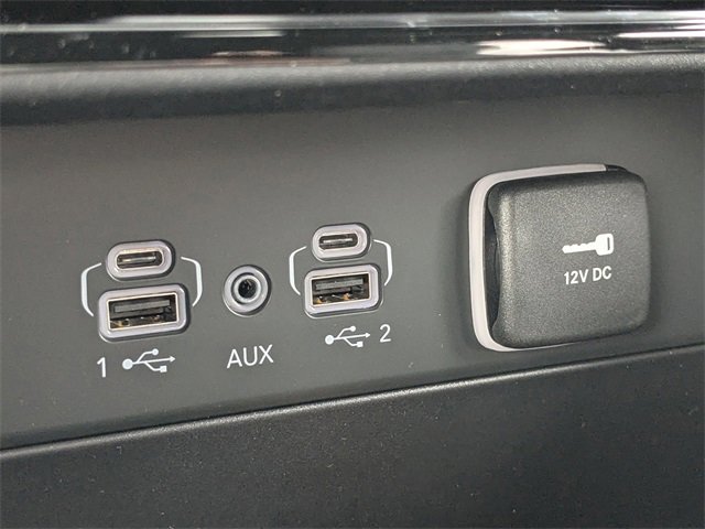 New 2025 Jeep Grand Cherokee Limited w/ Black Appearance Package image 23