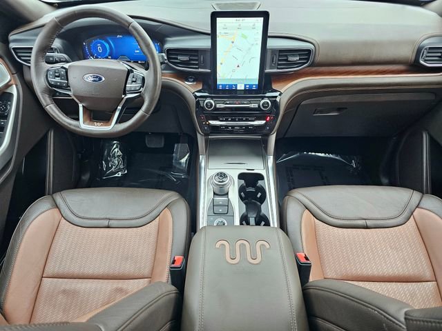 Used 2022 Ford Explorer King Ranch w/ Premium Technology Package image 29