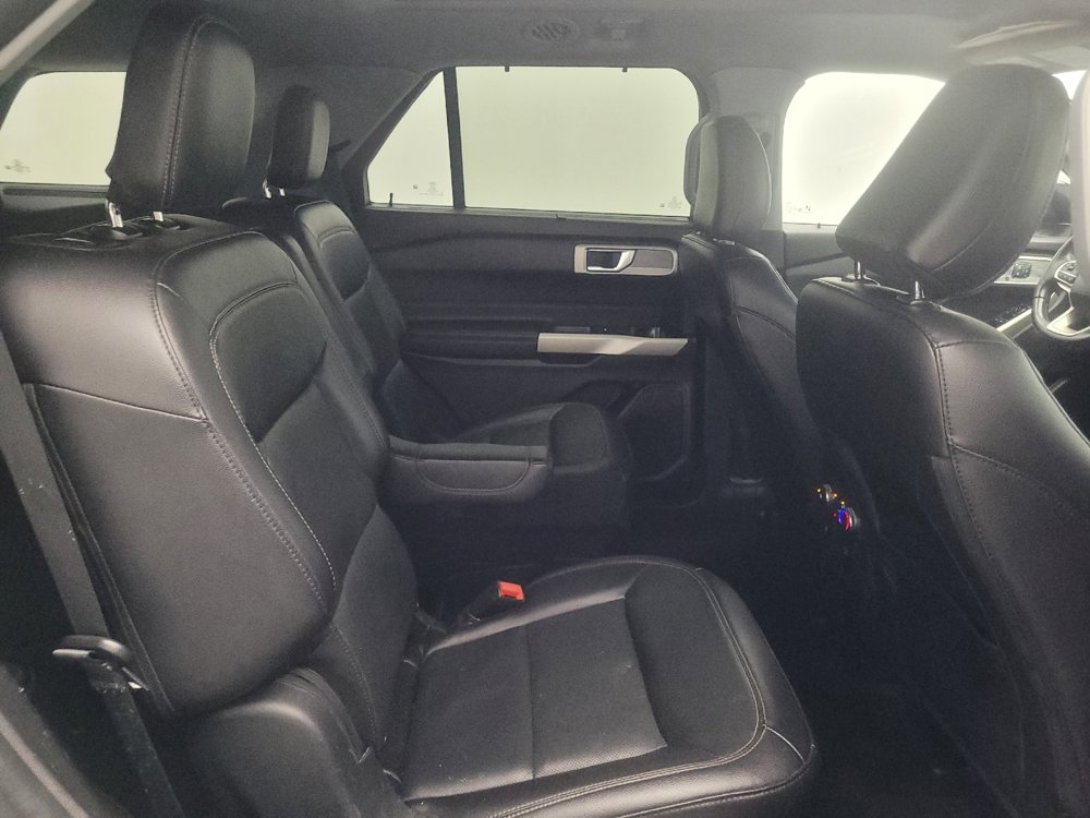 Used 2021 Ford Explorer Limited w/ Equipment Group 301A RWD image 19
