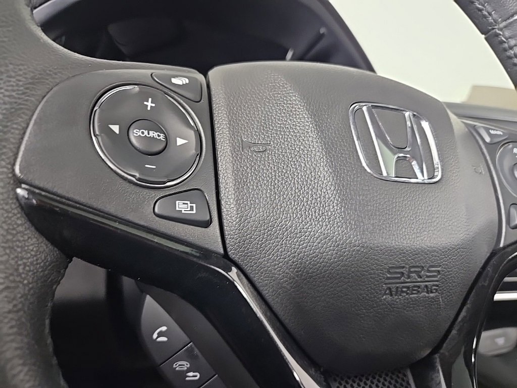 Used 2021 Honda HR-V Touring image 37