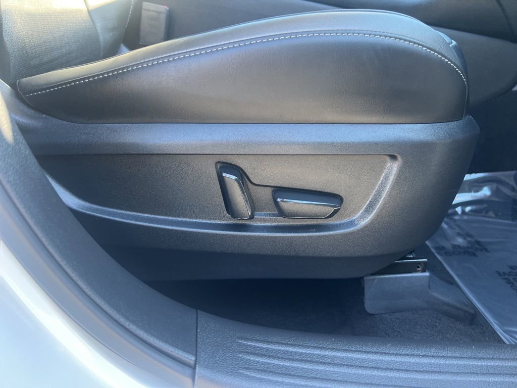 Used 2025 INFINITI QX50 Luxe AWD/4WD image 33