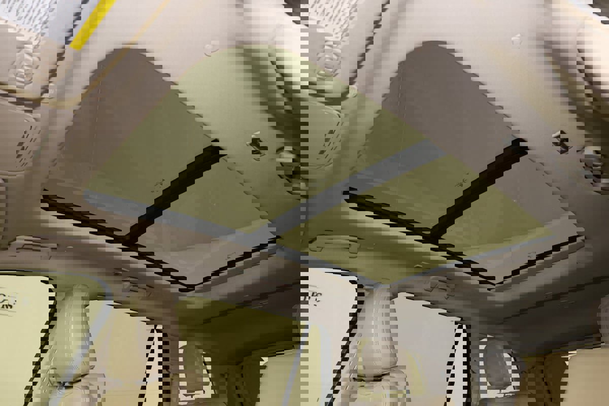 Used 2021 Lincoln Aviator Reserve w/ Class IV Trailer Tow Package image 14