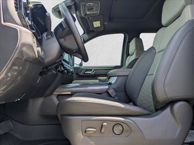 Used 2026 Chevrolet Silverado 2500 ZR2 w/ LPO, Dark Essentials Package AWD/4WD image 16