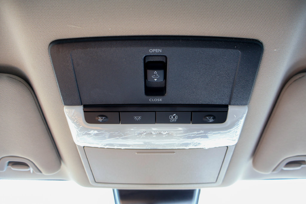 New 2026 Nissan Altima 2.5 SR w/ SR Midnight Edition Package FWD image 17