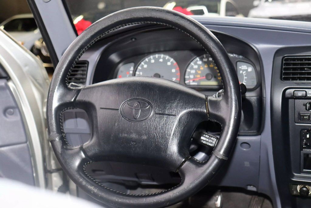 Used 1999 Toyota 4Runner SR5 image 15