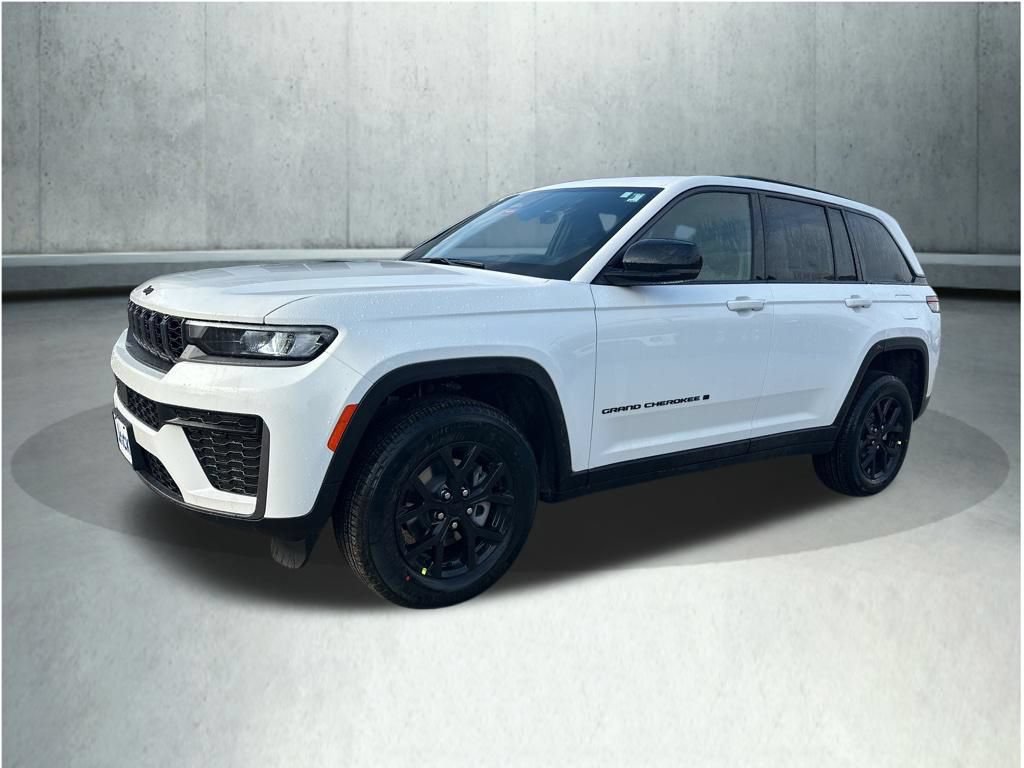 New 2026 Jeep Grand Cherokee Altitude AWD/4WD image 1