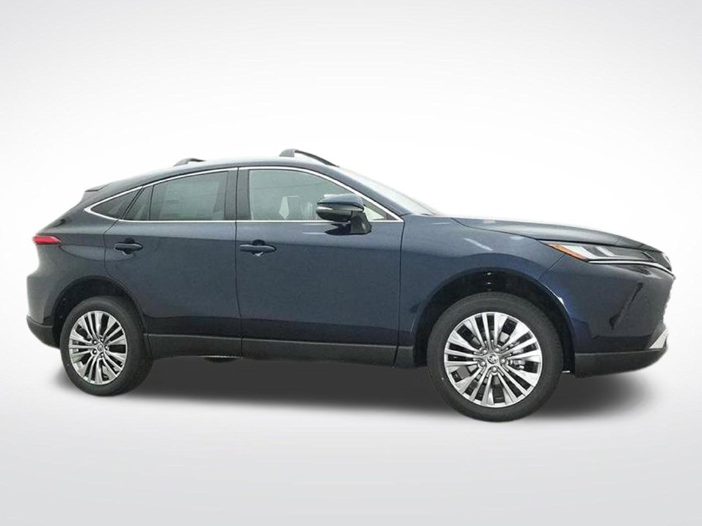 Used 2024 Toyota Venza XLE AWD/4WD image 31