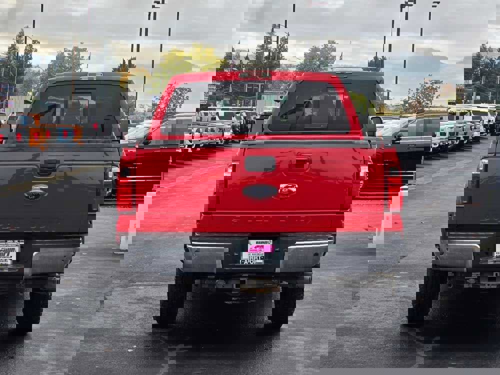 Used 2015 Ford F250 Lariat w/ Chrome Package image 5