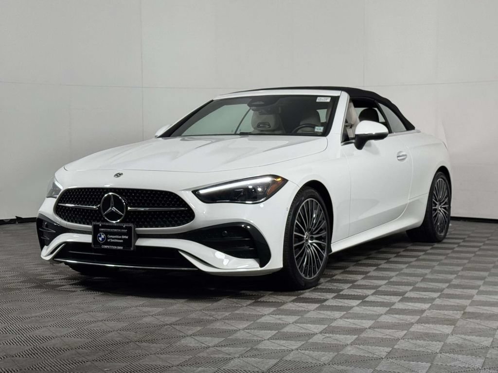 Used 2024 Mercedes-Benz CLE 300 4MATIC Cabriolet image 7