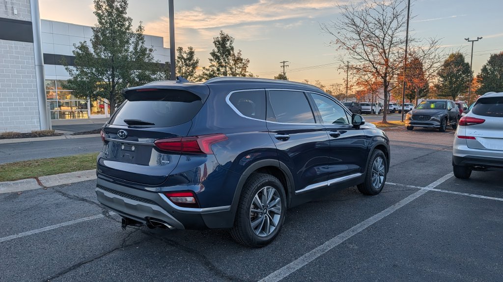 Used 2019 Hyundai Santa Fe Limited AWD/4WD image 4