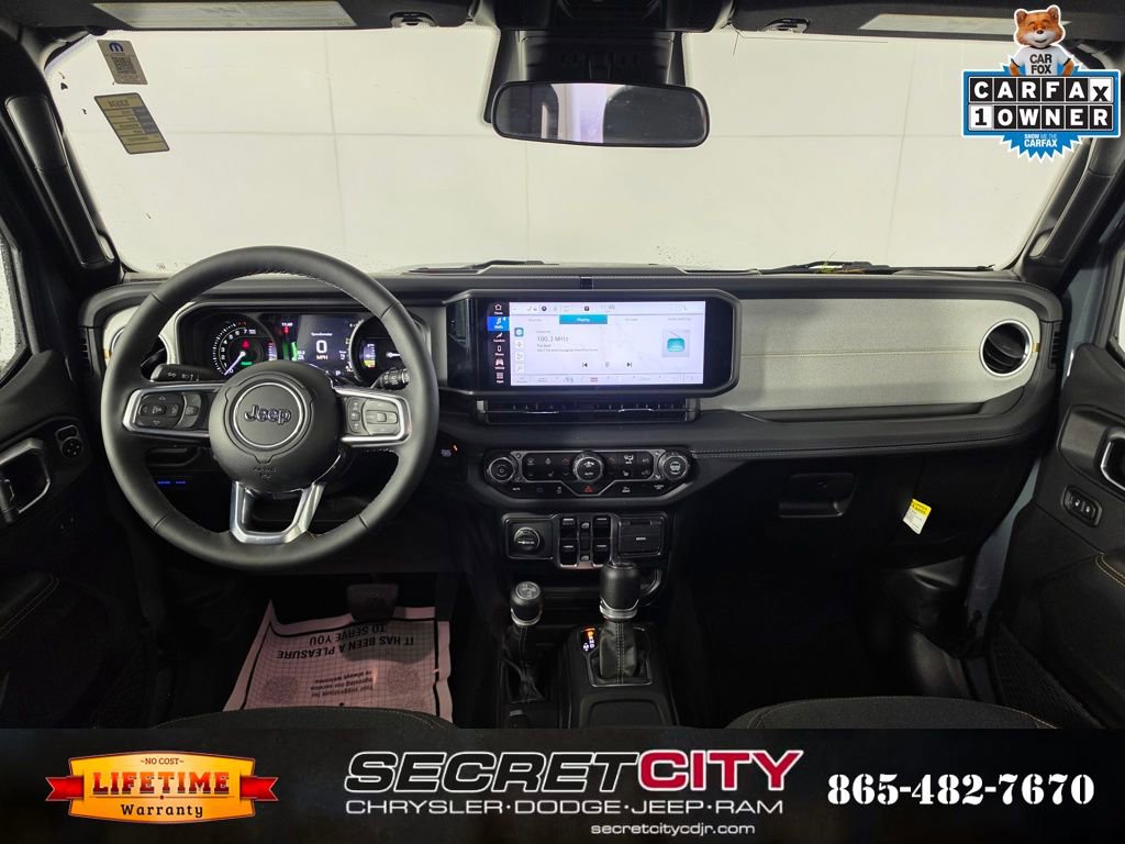 Used 2025 Jeep Wrangler Sahara 4xe image 28
