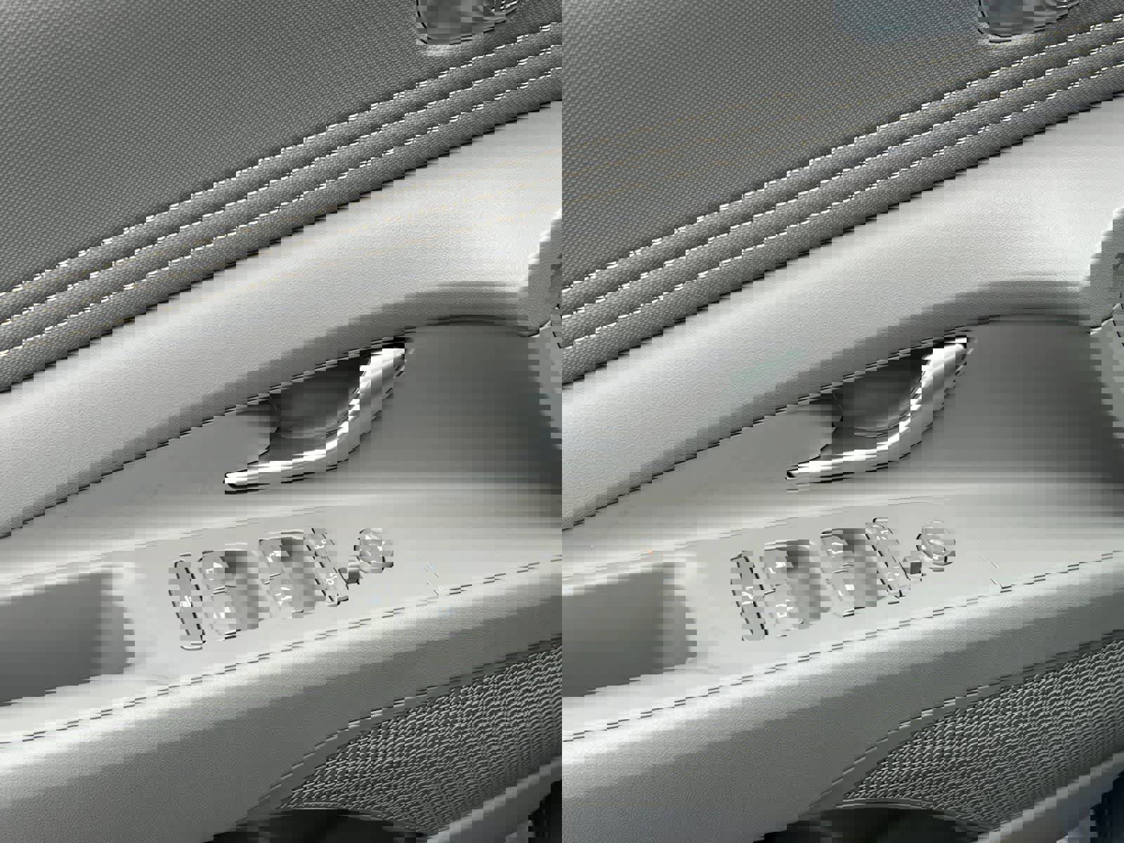 New 2026 Hyundai Elantra Sport image 13