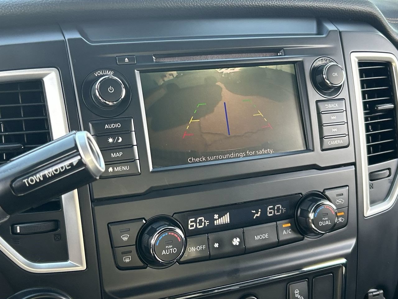 Used 2019 Nissan Titan SL w/ Midnight Edition AWD/4WD image 23