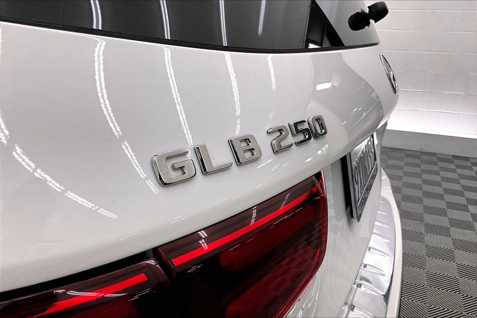 Used 2026 Mercedes-Benz GLB 250 image 31