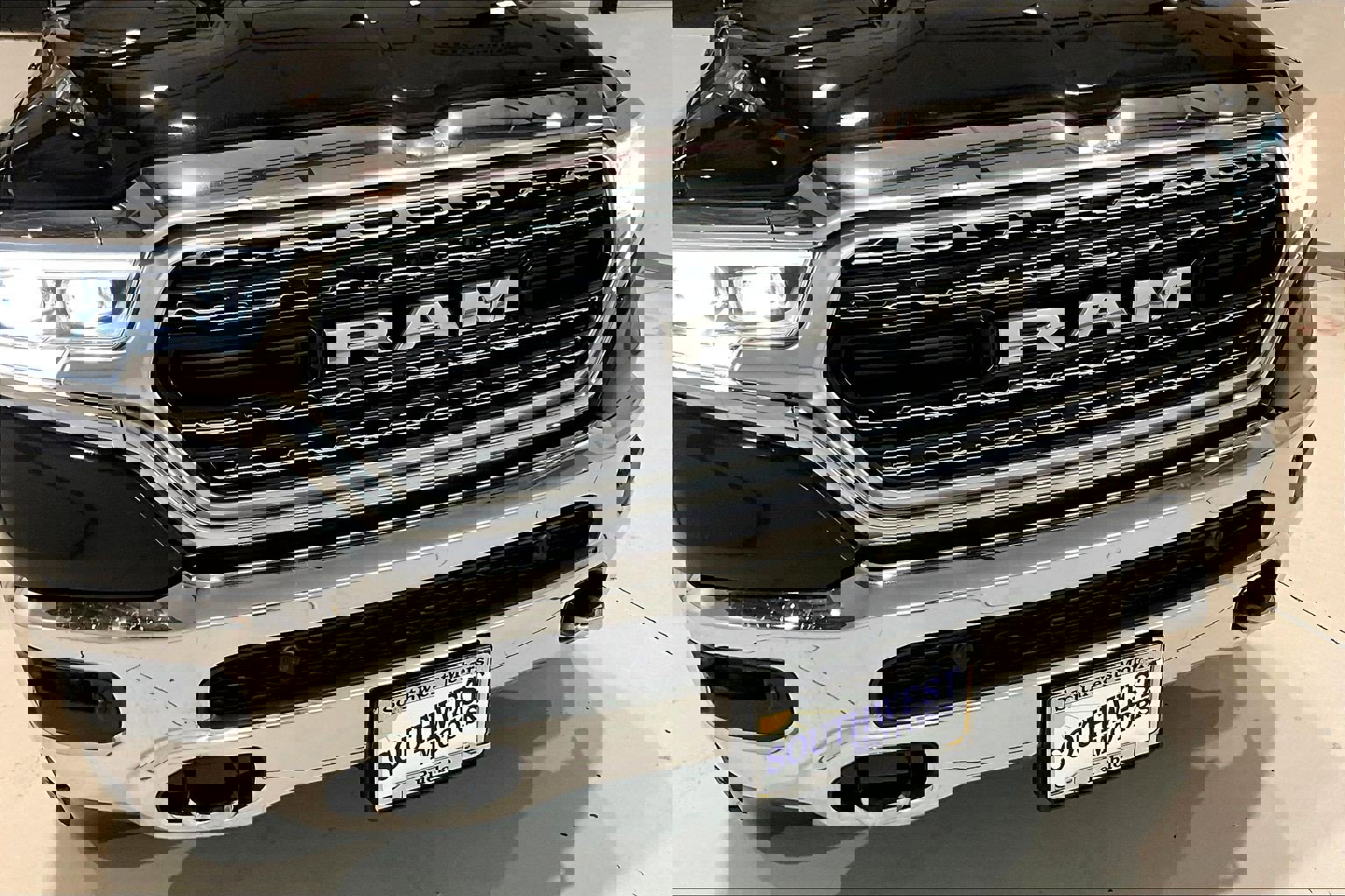 Used 2020 RAM 1500 Limited w/ Off-Road Group image 33