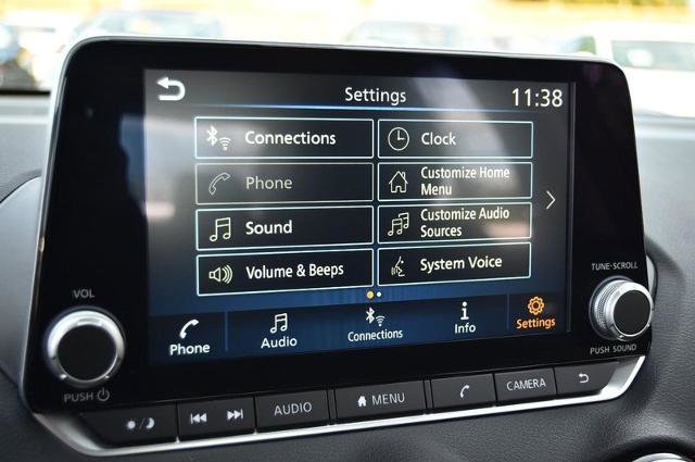 Certified 2025 Nissan Sentra SR image 14