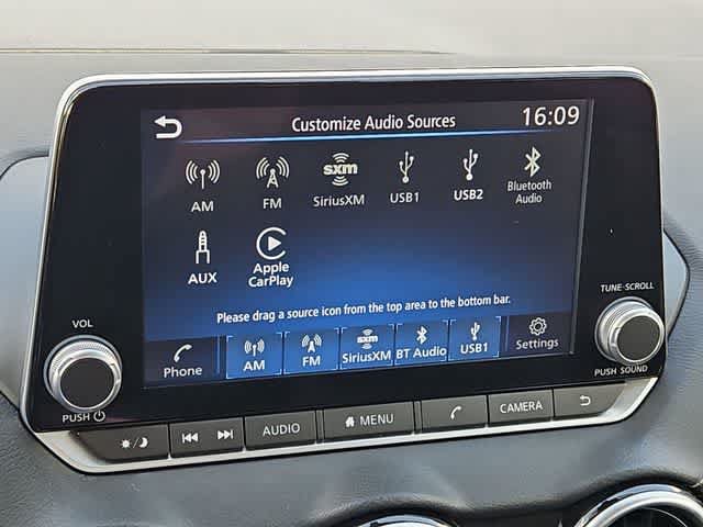 Used 2024 Nissan Sentra SV FWD image 23